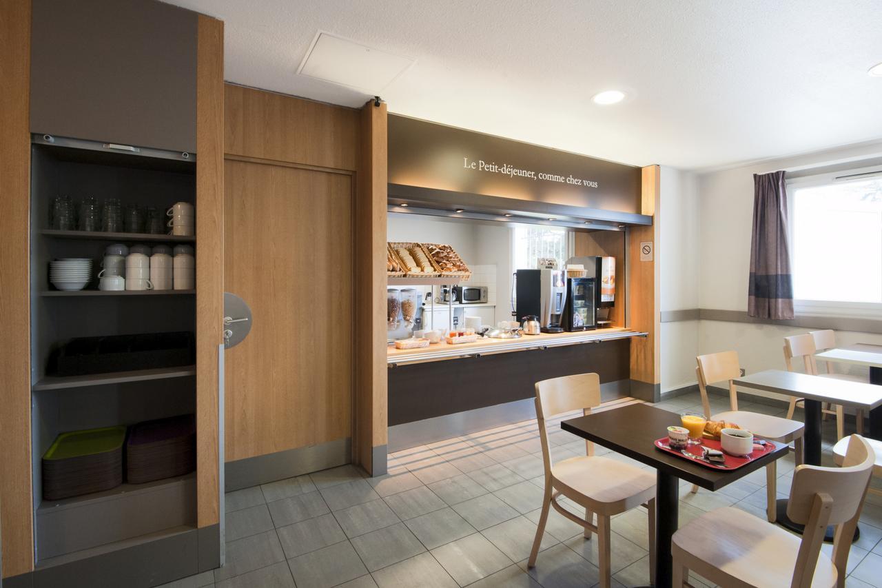 B&B Hotel Lyon Grand Stade Meyzieu Esterno foto